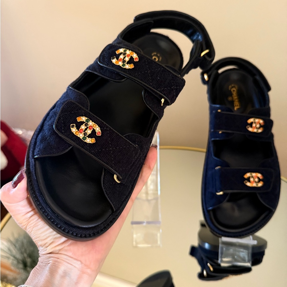 CHANEL Dad Sandals CC brooch logo quilted velour size 38 - Picture 14 of 17